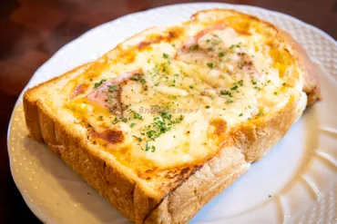 星乃珈琲のモーニング「ハムチーズトースト」を食べてみた感想