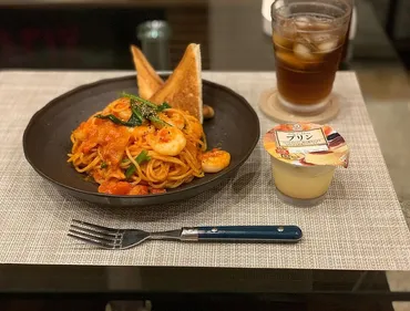 海老とほうれん草のトマトクリームパスタ 