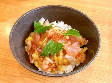 実食レビュー】くら寿司の平日ランチが想像以上に豪華だった！海鮮丼＆天丼の魅力を徹底解説 