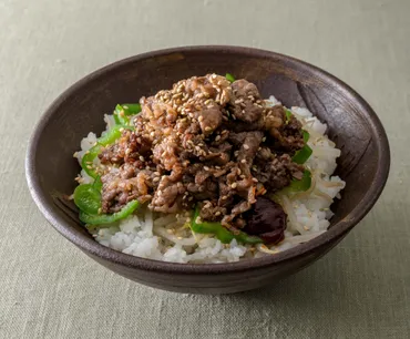 甘辛味の肉の旨味でご飯がワシワシ進む゛プルコギ丼゛ 