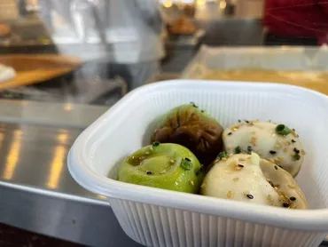 横浜中華街で「鵬天閣の焼き小籠包」と「江戸清の