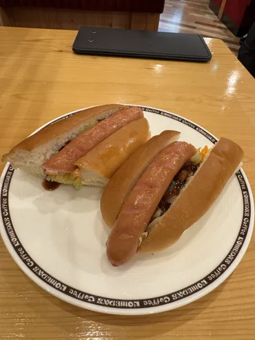 コメダ珈琲店のホットドッグってどんな味？実食レビューと再現レシピ大公開！(？)コメダ珈琲店のホットドッグ：味とこだわりを徹底解説