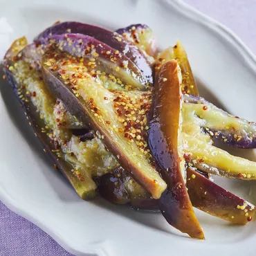 ナス料理の魅力を徹底解説！～プロの技から簡単レシピまで～（ナス、レシピ、料理）？ナス料理のバリエーション：夏にぴったりの冷製ナスから本格レシピまで