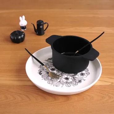 セリアの耐熱食器は本当に使える？おしゃれで便利なキッチングッズを徹底解説！セリアの耐熱食器の世界：フォンデュポット、グラタン皿、保存容器