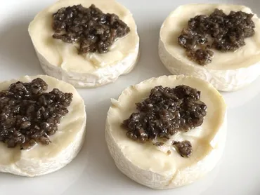 ミニブリー×世界の食材 総選挙」白カビチーズにあうのはトリュフ ...