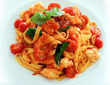 オマール海老とポルチーニ茸のタリアテッレ』2人前（ソース約 ...