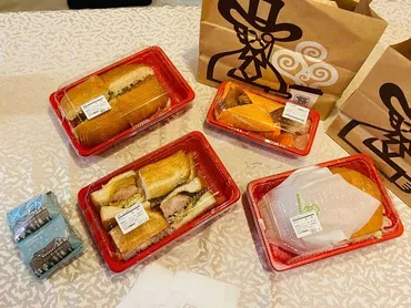 コメダ珈琲：コメチキ、自慢のドミグラスバーガー、エビカツパン ...