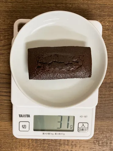 コンビニフィナンシェ食べ比べ！：至福の焼き菓子体験への扉を開く？手軽に楽しめるコンビニフィナンシェの世界