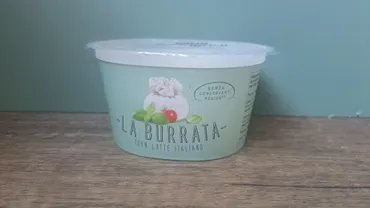 業務スーパー】とろとろクリーミーで濃厚なブッラータチーズがお ...