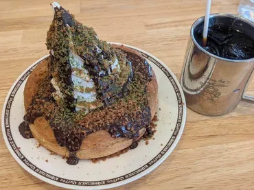 期間限定】コメダ珈琲店「シロノワール ブラックモンブラン ー ...