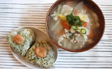 簡単おにぎり＆味噌汁レシピで始める！朝食革命？忙しい朝を応援！簡単おにぎり＆味噌汁レシピを紹介