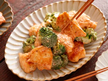 休み明けの節約自炊おかず「鶏むね肉とブロッコリーのエビマヨ風 ...