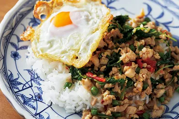 香りと辛味が絡み合う、鶏のガパオご飯【長澤恵さんのレシピ】 