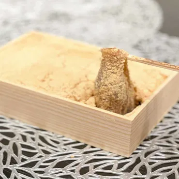 ツバメヤ 大名古屋ビルヂング店:トロっとろのわらび餅 