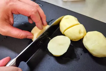 和田明日香も愛用の電動ミル 3ヶ月使って「もっと早く買えばよかった」と後悔 – Sirabee