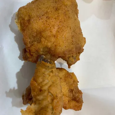 ケンタッキーフライドチキン オリジナルチキンに含まれるカロリーと栄養情報