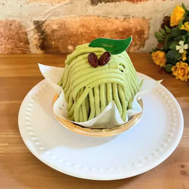 2023年も帰ってきた〜！【シャトレーゼ】「2種の抹茶モンブラン」に再会して即買い！人気の茶園コラボ「隠し味は粒餡！？」天空スイーツ 