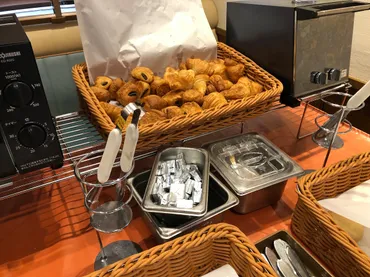 2023年版】ココス「朝食バイキング」は1000円以下で大満足！ワッフルも話題 