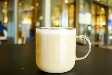 スタバのチャイティーラテ】おすすめカスタムからカロリー、値段まで