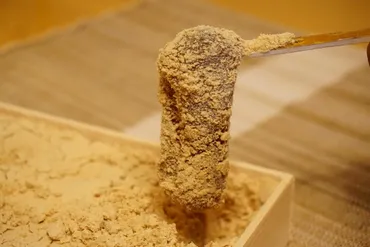 とろ～りとろける、新食感のわらび餅が話題！ 行列ができる名古屋の和菓子店「ツバメヤ」 