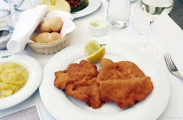 ヴィーナー・シュニッツェル （オーストリア料理） 