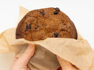 コストコのフードコート新作！ダブルチョコチャンククッキーは全人類が待ち望んでた夢