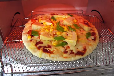 冷凍ピザの温め方】冷凍したピザをトースターで焼くときのコツ!