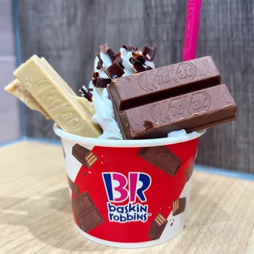 サーティワン新作【キットカット】との50周年コラボサンデーを実食♡ 