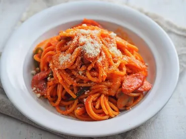 今日4月29日はナポリタンの日!食と暮らしのメディア「macaroni」にて日本ナポリタン学会レシピ紹介!