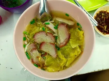 タイの屋台グルメ「バミー」とは？本場の味を徹底解説！（バンコク、屋台）バンコクで味わう本格バミーの世界