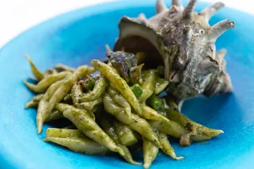 ペスト・アッラ・ジェノベーゼとは?バジル香る伝統ソースの世界