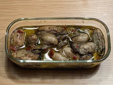 牡蠣(カキ)バズレシピ、オイル漬け、牡蠣鍋は美味しい?簡単レシピを紹介!リュウジさんの牡蠣オイル漬け&業務スーパーの牡蠣鍋レシピ