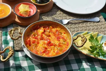 トルコの朝食の定番メニュー゛Menemen゛「メネメン」