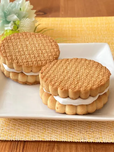 業務スーパーのタルトレットストロベリーは甘くてかわいい女子受け抜群のお菓子♪ 