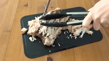 コストコ】ロティサリーチキンを食べやすく無駄なく切り分ける方法 