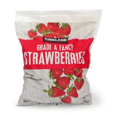 冷凍いちご活用術！コストコからセブンイレブンまで、美味しく食べる方法を徹底解説！(？)大容量冷凍いちごをお得に美味しく！スムージー、ジャム、アレンジレシピもご紹介