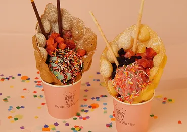 香港の屋台で大人気のワッフルアイスが日本上陸!モチっとした生地にアイスやトッピングがめちゃんこキュート♡