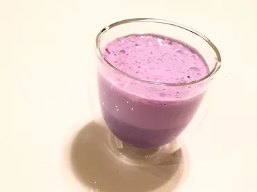 冷凍ブルーベリーで簡単スムージー☆ レシピ・作り方