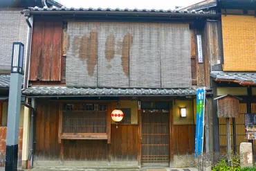 京都の老舗大衆酒場「神馬」の魅力とは？ 昭和の面影と三代目が紡ぐ物語とは？昭和から続く京都の老舗酒場「神馬」の歴史と、三代目が守り抜く味