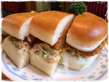 コメダ珈琲のエビカツサンドにハマった(笑)。