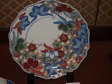 有田焼 今右衛門窯の歴史と技術とは？今右衛門家、受け継がれる赤絵の技術