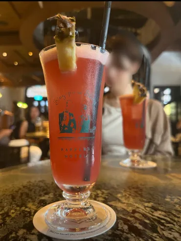 ロング・バー』で味わう元祖シンガポール・スリング＆ブティックでお土産探し 