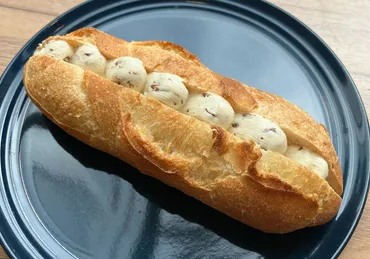 自由が丘店限定】大人気復刻パンシリーズに「ラムレーズンバタークリームパン」新登場！