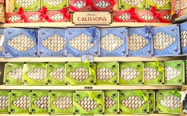 世界の郷土菓子＊ フランスの「Calissons d゛Aix /カリソン・デクス」 – 旅するパティシエ, 旅する本屋