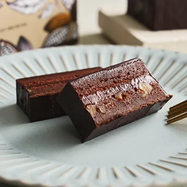 バレンタイン≪ル ショコラ ドゥ アッシュ≫カカオブラウニー ☆(26VD