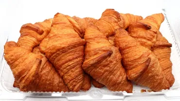 コストコのクロワッサンは冷凍保存できる？美味しく食べる方法とは？コストコのクロワッサンを最大限に楽しむ方法