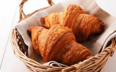 クロワッサンのカロリーに注意！ 糖質も脂質も高い？ ダイエット中の食べ方とは 