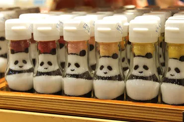 上野パンダ土産完全ガイド：可愛いパンダグッズを探求！（パンダ、お土産、上野？)上野で買える！愛らしいパンダモチーフのお土産大特集