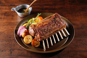 ラム肉料理の世界へ！選び方からレシピ、美味しい食べ方まで徹底解説！?ラム肉レシピ15選！ステーキから世界の料理まで