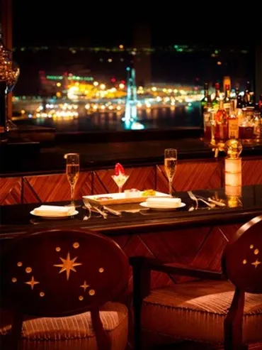 横浜ロイヤルパークホテル スカイラウンジ「シリウス」 